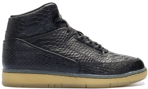 nike air python zwart